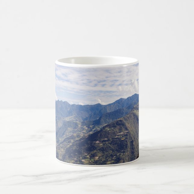 Bhutan friedliche Ostberge - Himalaya Kaffeetasse (Mittel)
