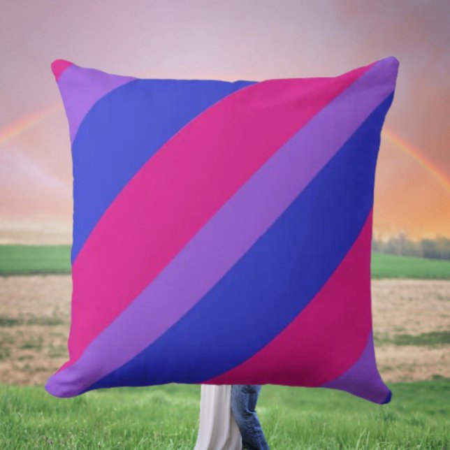 Bi Pride Diagonal Kissen (Von Creator hochgeladen)
