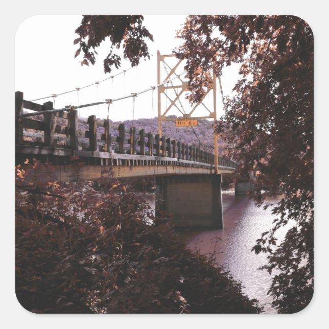 Biberbrücke Quadratischer Aufkleber (Vorderseite)