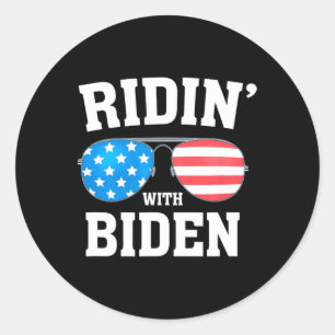 Biden Kamala Harris 2024 - Ridin' With - Liberal Runder Aufkleber