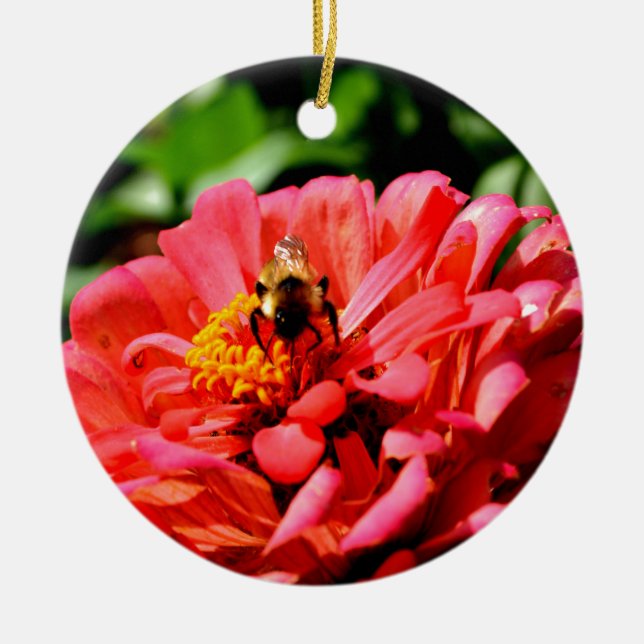 Bienen- und Korallenzinnie Keramik Ornament (Vorne)
