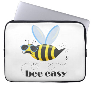 Bienenfigur mit Schnurrbart-Sonnenbrille Bee Easy Laptopschutzhülle