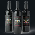 Bienentierbeere Ugly Christmas Weinetikett<br><div class="desc">Bee Ugly Christmas</div>