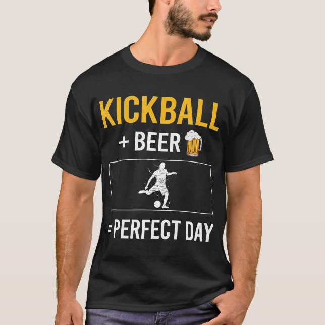 Bier Day Kickball T-Shirt (Vorderseite)