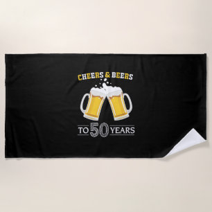 Bier Drinker Cheers und Biere bis 50 Jahre Geburts Strandtuch