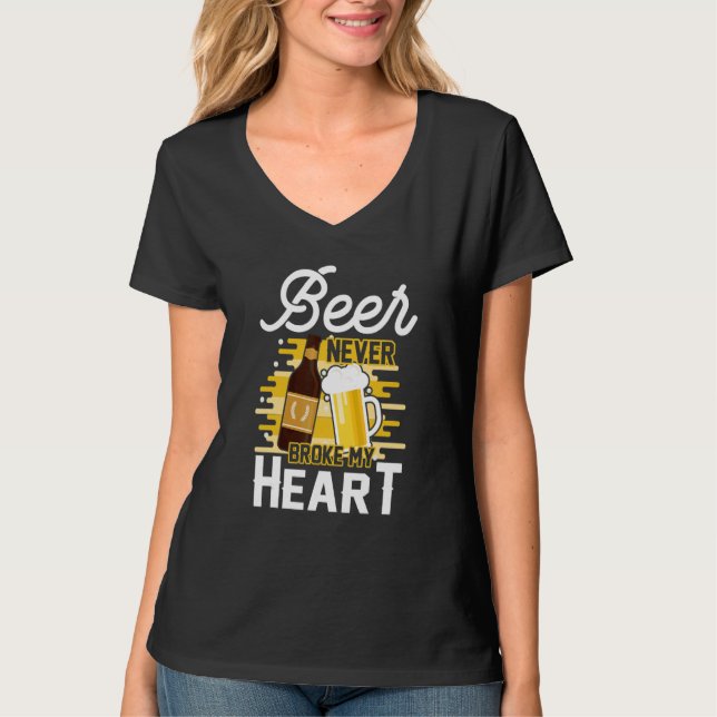 Bier hat mir nie Betrunkenes Bier trinken gebroche T-Shirt (Vorderseite)