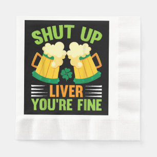 Bier trinkt St. Patricks Day. Haltet die Leber ab Serviette
