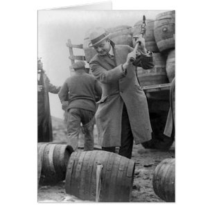Bierfässer zerstören, 1924