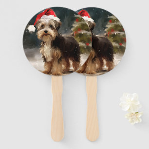 Biewer Terrier Dog in Schneehocht Fächer