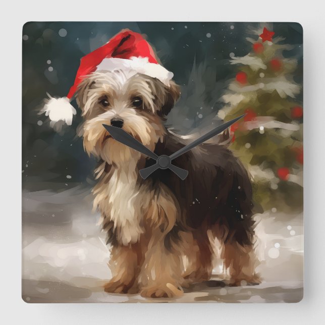 Biewer Terrier Dog in Schneehocht Quadratische Wanduhr (Vorderseite)
