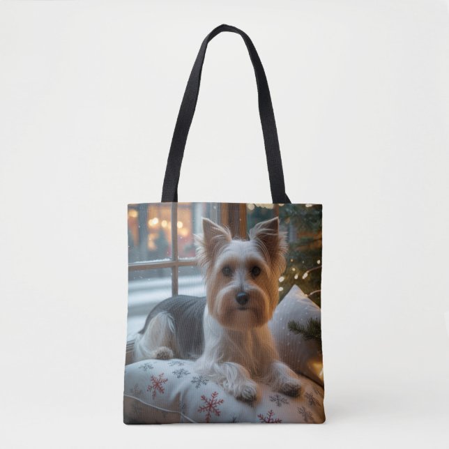 Biewer Terrier With Christmas Lights Holiday Tasche (Vorderseite)