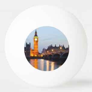 Big Ben und Westminster Bridge im Abend Tischtennisball