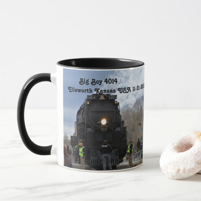 Big Boy 4014 Ellsworth Kansas Mug (Avec donut)