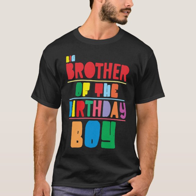 Big Brother of Birthday Junge farbenfrohe Party Ma T-Shirt (Vorderseite)