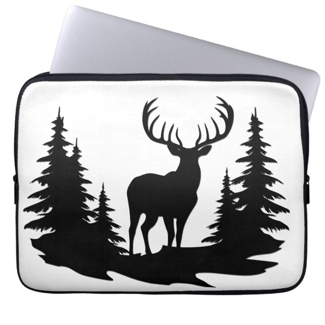 Big Buck unter Pine Trees Vector Laptopschutzhülle (Vorderseite)