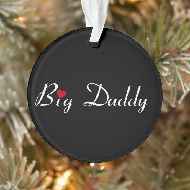 Big Daddy mit Red Heart Ornament (Baum)