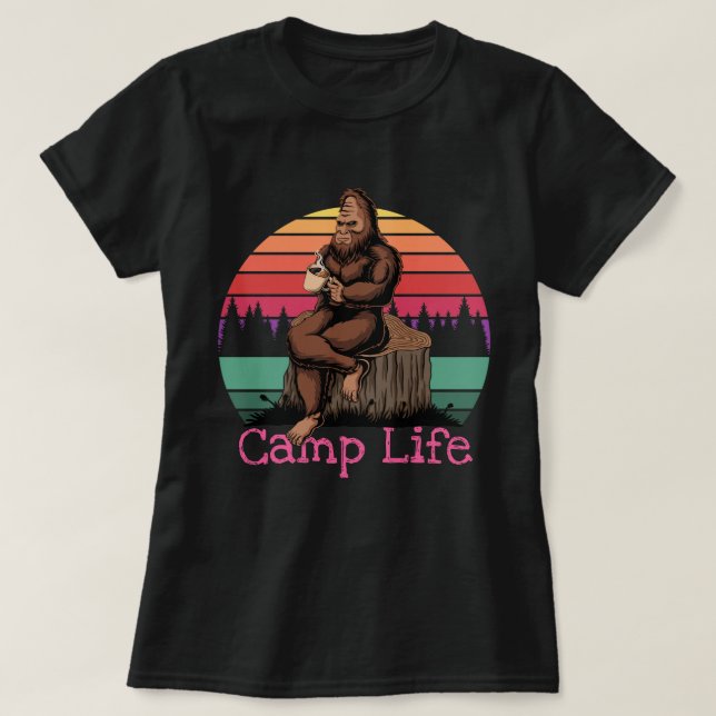 Big Foot Camp Life T-Shirt (Design vorne)