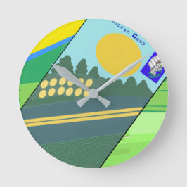 Big Funny Eggs Crossing the Road Runde Wanduhr