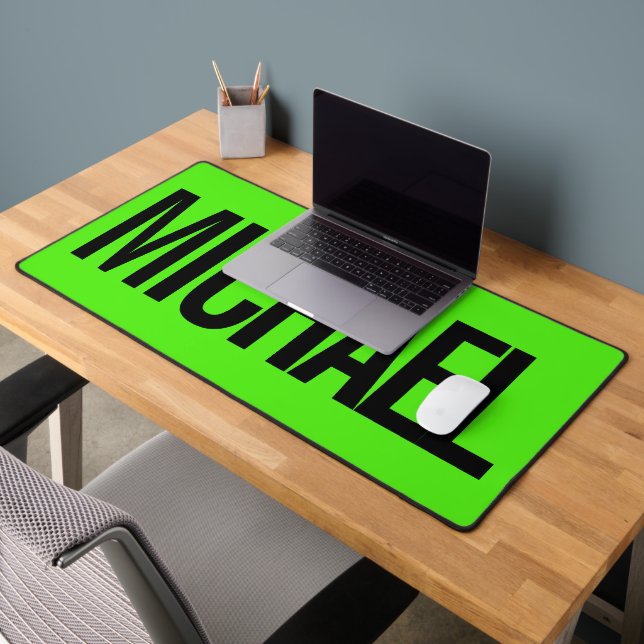 Big neon green mouse pad with custom name (Bureau 2)