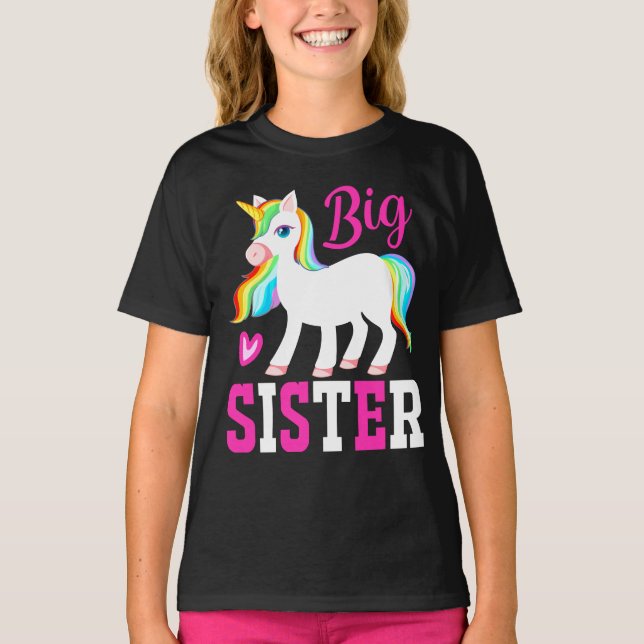 Big Sister Magical Unicorn mit Rainbow Mane & Schw T-Shirt (Vorderseite)