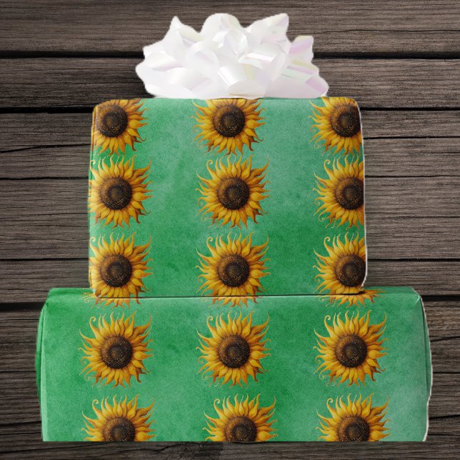 Big yellow Sunflowers Fancy Petals on Green Geschenkpapier (Big yellow brown sunflowers fancy petals on green roll of gift wrapping paper.)