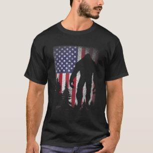 Bigfoot 4th Of July Sasquatch American Flag Patrio T-Shirt