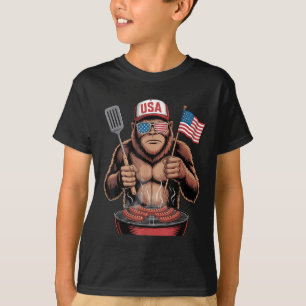 Bigfoot BBQ 4. Juli Lustiger Patriotischer Sasquat T-Shirt