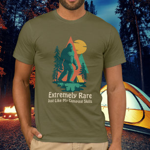 BigFoot Camping Wald Berge Lustig Maßgeschneidert T-Shirt
