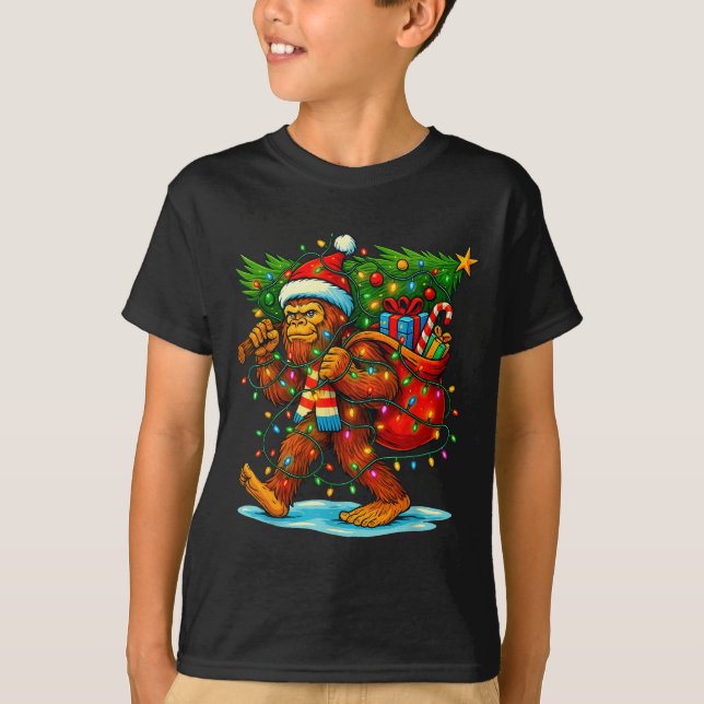 Bigfoot Christmas Tree Xmas Sasquatch Funny Lights T-Shirt (Vorderseite)