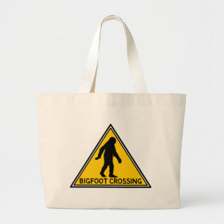 Bigfoot croisant le sac réutilisable