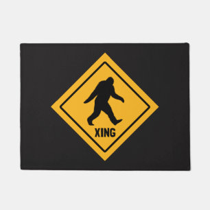 Bigfoot Crossing   Sasquatch Xing Sign   Platz Fußmatte