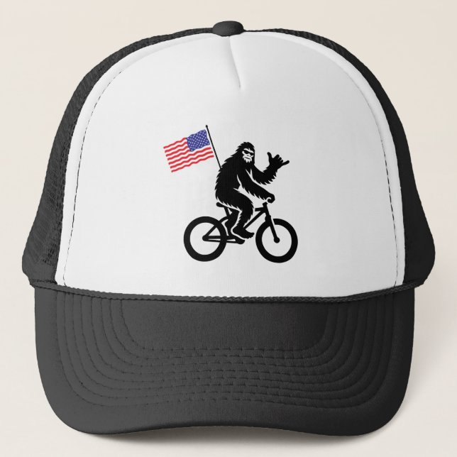 Bigfoot Cycling American Flag Truckerkappe (Vorderseite)
