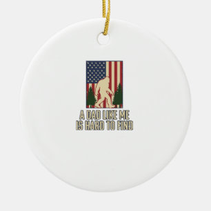 Bigfoot Dad Vintage American Flag Shirt Design_1 Keramik Ornament