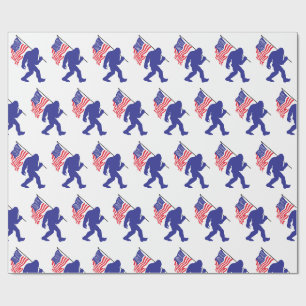 Bigfoot, das die amerikanische Flagge trägt Geschenkpapier