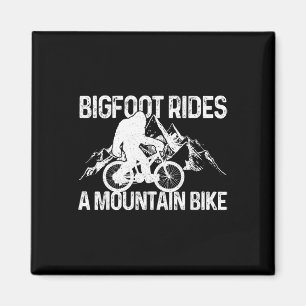 Bigfoot fährt ein Mountainbike Lustiges MTB-Fahrra Magnet