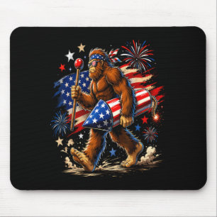 Bigfoot Feuerwerk 4. Juli Männer Sasquatch Mousepad