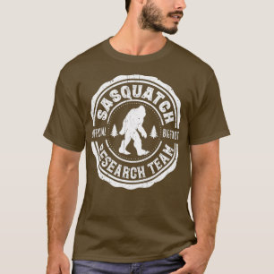 Bigfoot Finding Sasquatch Research Team Men T-Shirt