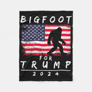 Bigfoot für Trump - Wähle Trump Lustiger Sasquatch Fleecedecke
