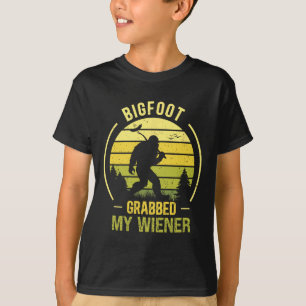 Bigfoot Grabbed Meine Dackel Funny Grillen Sasquat T-Shirt
