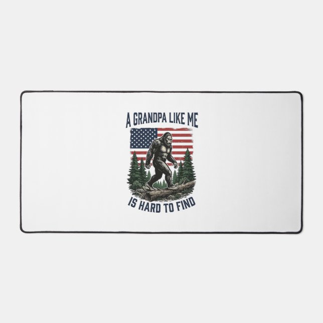 Bigfoot Grandpa Vintage American Flag Shirt Design Schreibtischunterlage (Vorderseite)