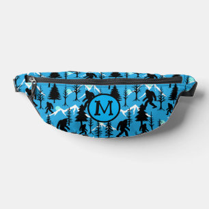 Bigfoot in Forest Trees and Mountains Monogram Bauchtasche