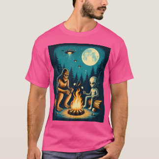 Bigfoot mit Alien am Campfire Funny Sasquatch T-Shirt