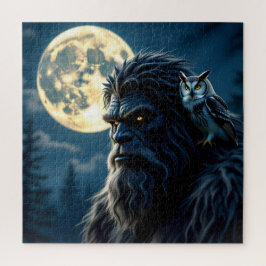 Bigfoot mit leuchtenden Augen und Eule auf der Sch
