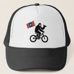 Bigfoot-Radfahren Mississippi-Flagge Truckerkappe