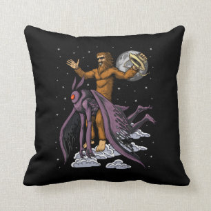 Bigfoot Riding Mothman Kissen