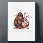 Bigfoot Sasquatch Bunny Easter Eggs Retro Men Boys Fotoplatte<br><div class="desc">Bigfoot Sasquatch Bunny Easter Eggs Retro Men Boys Kids Cute T-Shirt_1</div>