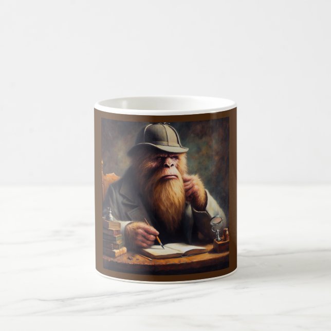 Bigfoot Sherlock Holmes Kaffeetasse (Mittel)