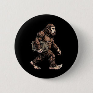 Bigfoot trägt Hühnerkiste Sasquatch-Farm Humor Button