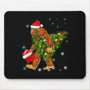 Bigfoot trägt Weihnachtsbaum Sasquatch-Gläubiger Mousepad