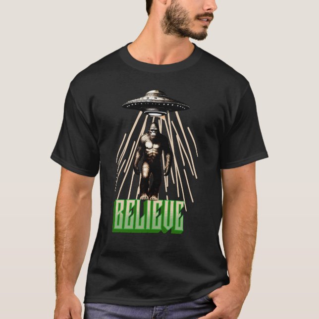 Bigfoot UFO glauben T-Shirt (Vorderseite)